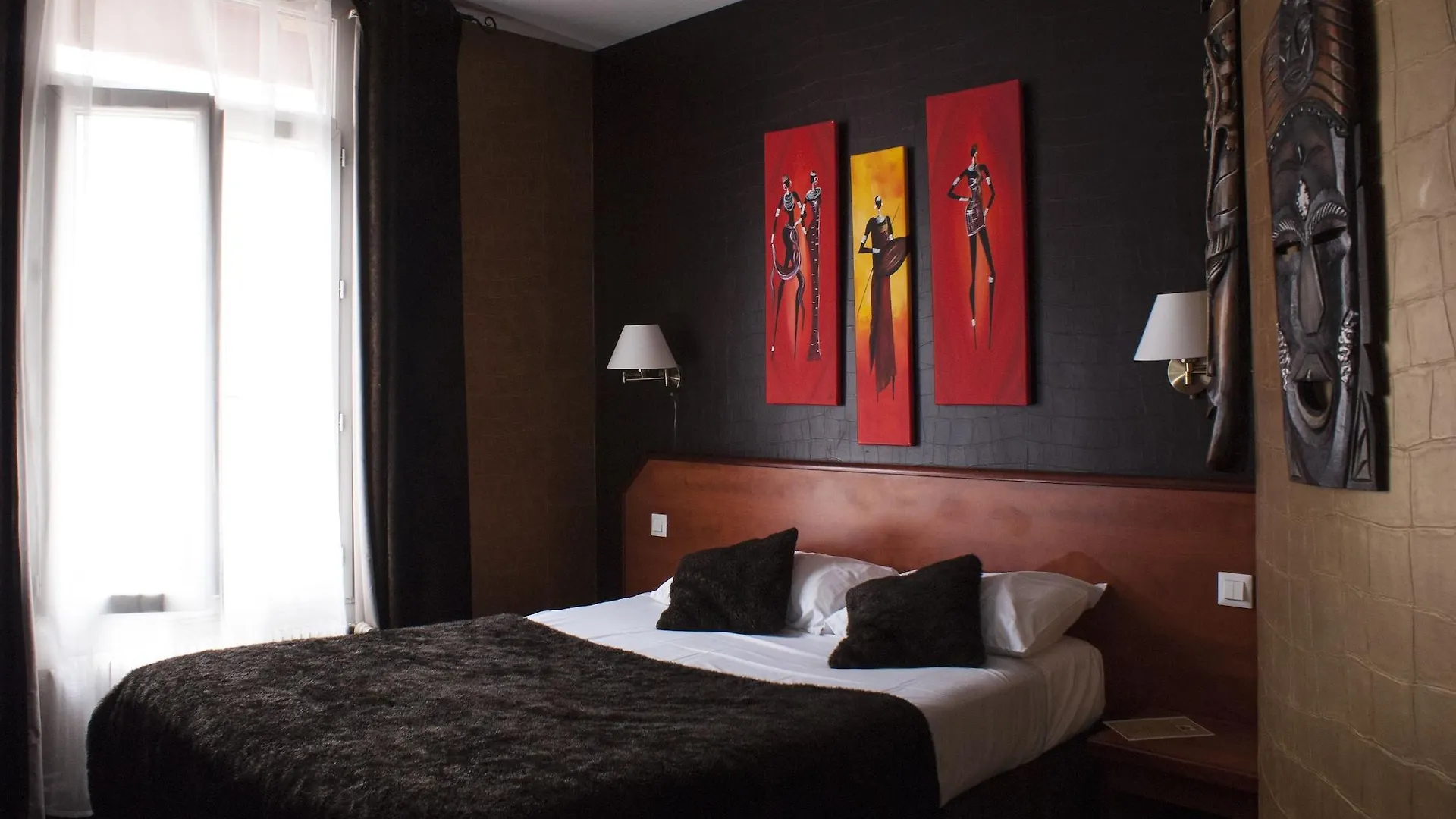 **** Hotel Esteem Tour Eiffel Paris France